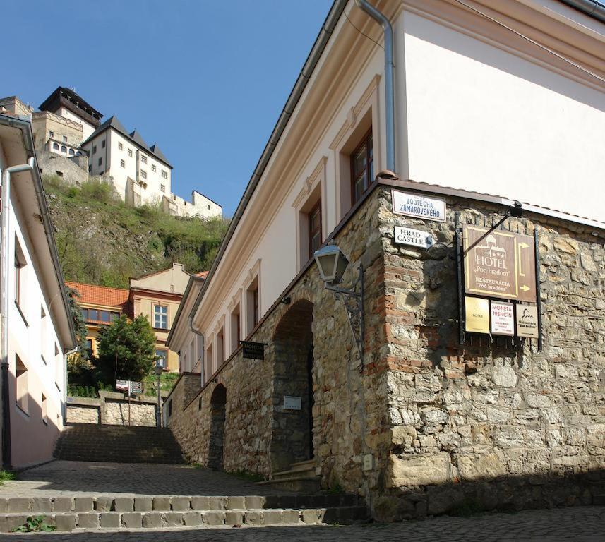 Hotel Pod Hradom Trencin Exterior photo